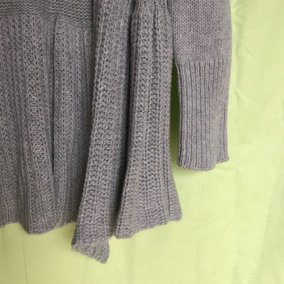 Like-New Anthropologie sweater - Picture 2 of 6